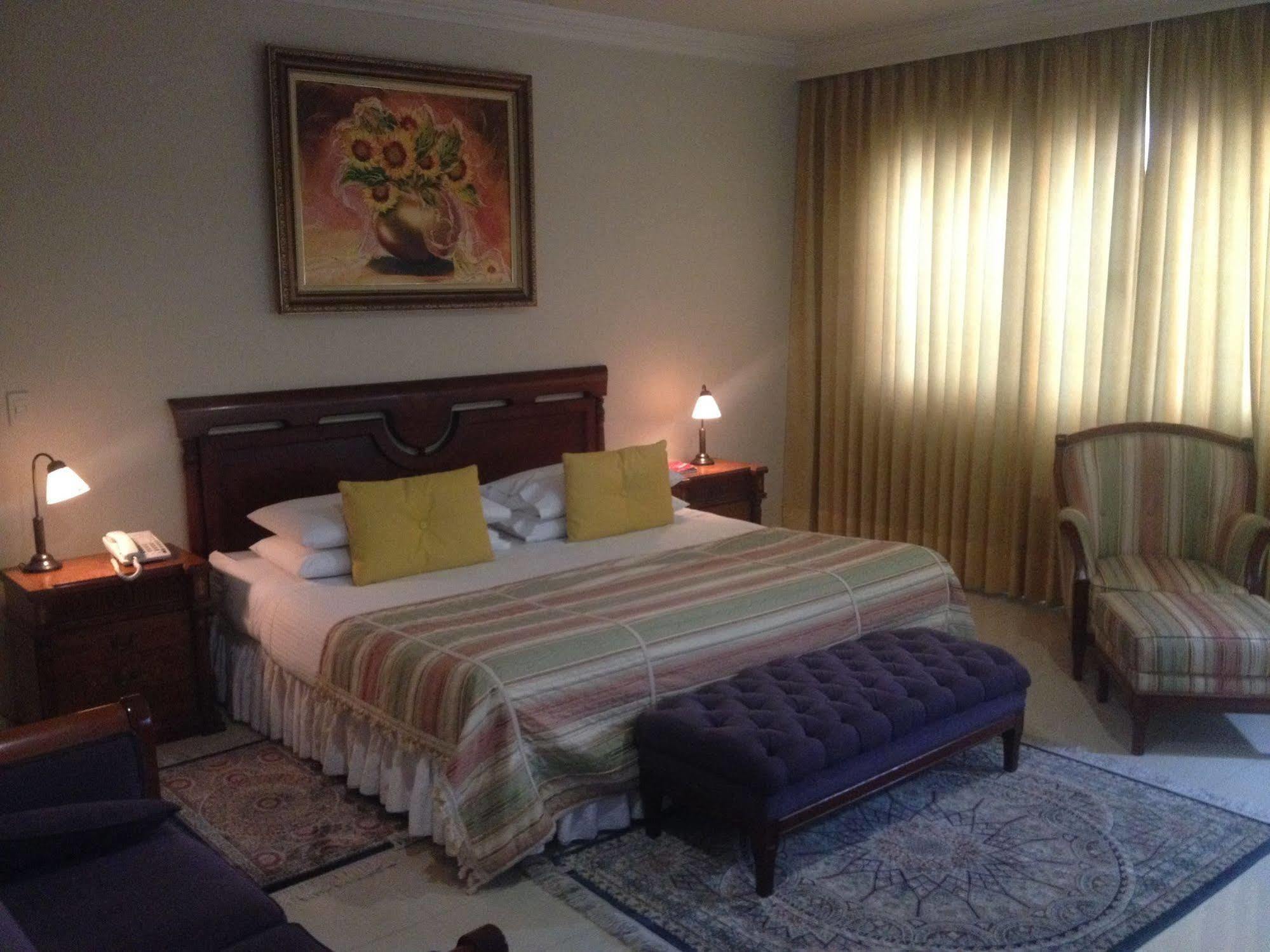 Hotel La Font Boutique Bogota Ngoại thất bức ảnh