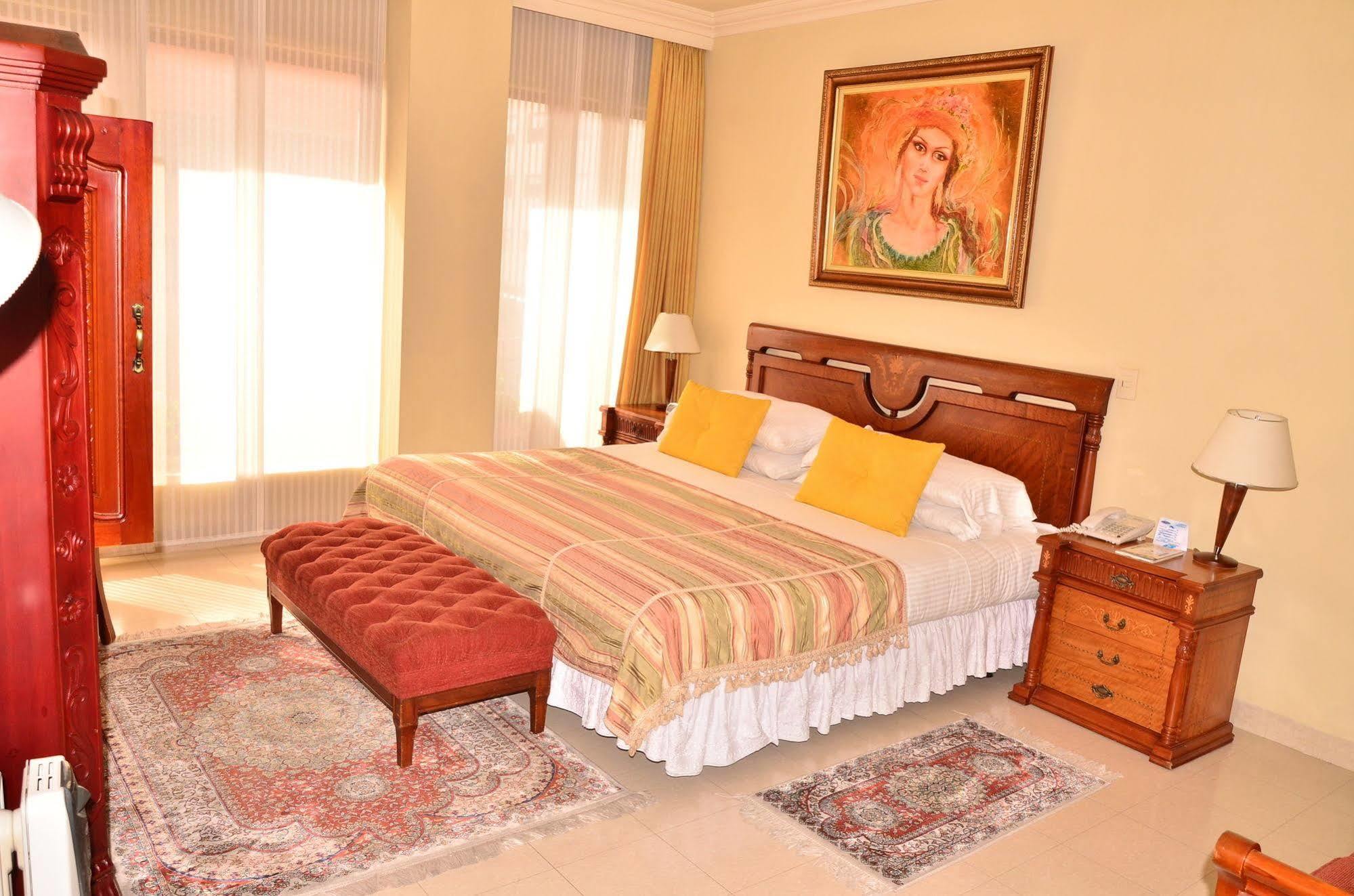 Hotel La Font Boutique Bogota Ngoại thất bức ảnh